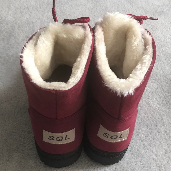 SQL Fur lined boots! - Picture 2 of 3
